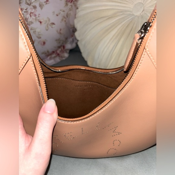 Stella McCartney Logo Vegan Leather Shoulder Bag - Picture 7 of 10